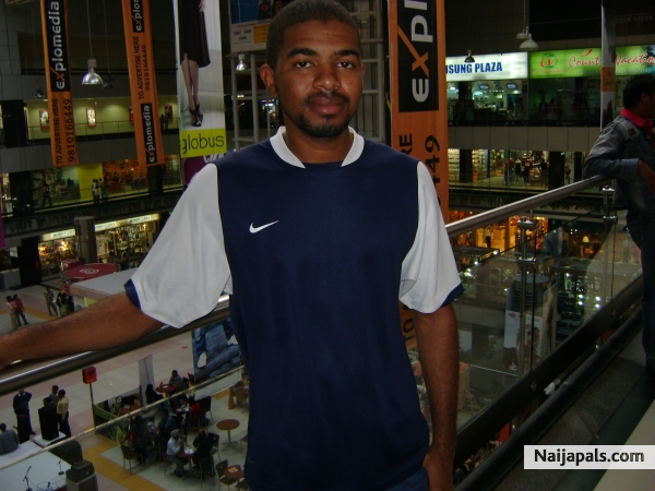 me at pacific mall - click for next photo