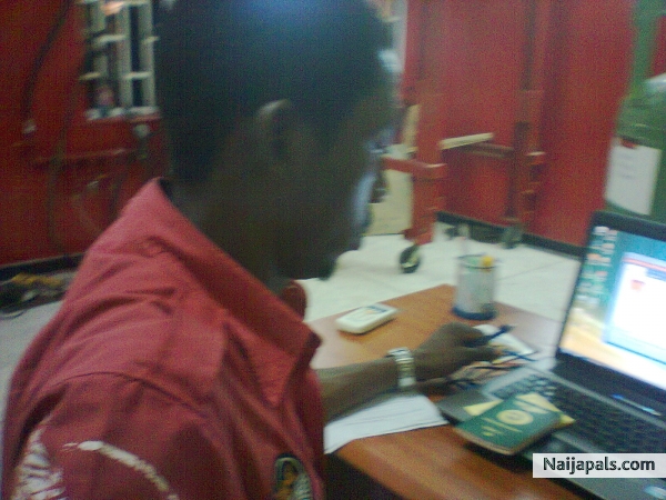  - click for next photo