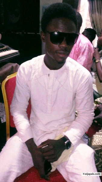 omoba - click for next photo