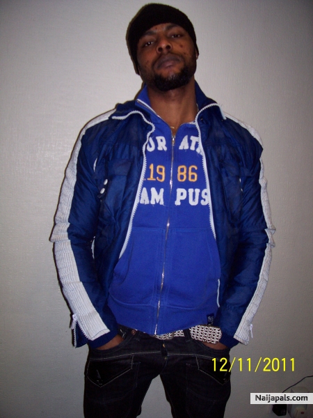 Alright? I' m a cool stone gentle guy wit God fear at heart, ave passn 4 muzic, luv and ave respect 4 every livn thn. Check me out on Utube- Lekzide Gold. Face book- Olalekan Bamigbaye Gold. Luv me, be my fan and God bless, Lekzide Gold xx - click for next photo