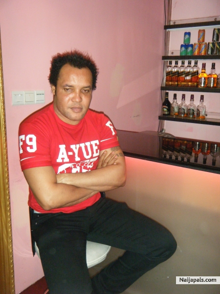  - click for next photo