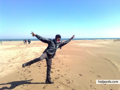  - click for next photo