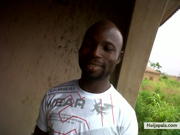 taiye - click for next photo
