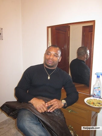  - click for next photo