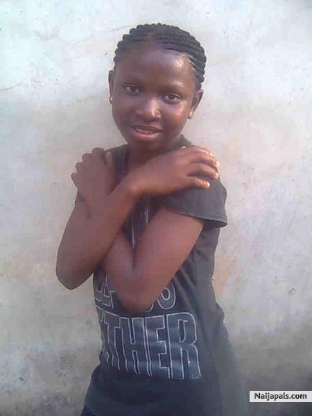 Ma kid sis - click for next photo