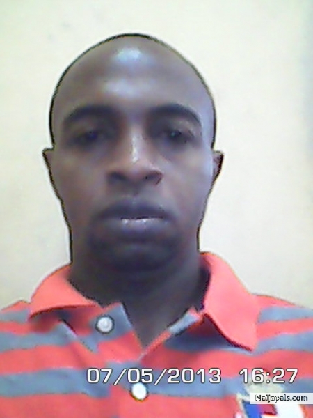 mee - click for next photo