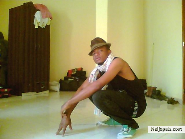  - click for next photo