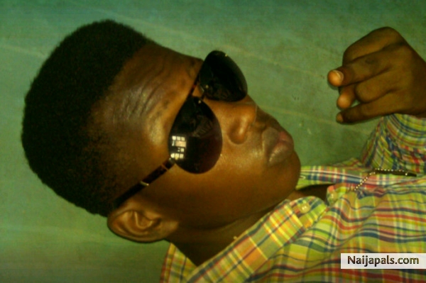 Danoy_crown - click for next photo