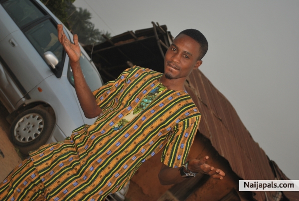 akinmorin village - click for next photo