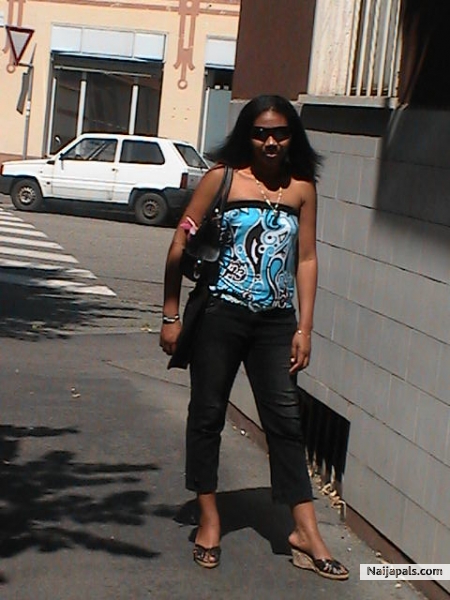  - click for next photo