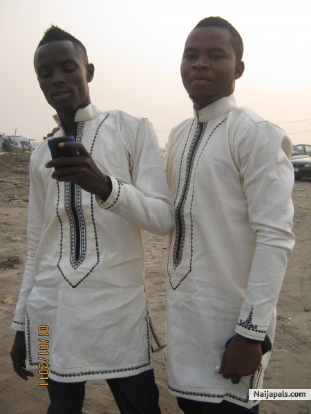  - click for next photo