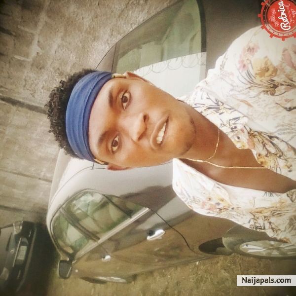 am dat rapper others rappers rap about - click for next photo