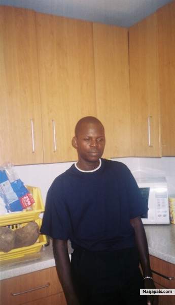 THIS IS THE MAN - click for next photo