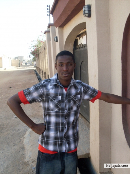  - click for next photo