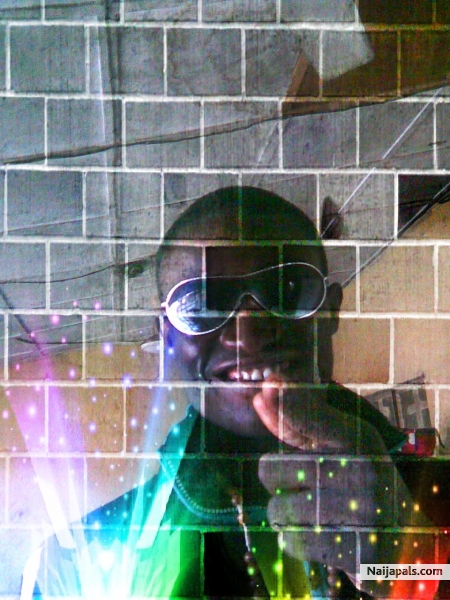 tobe - click for next photo