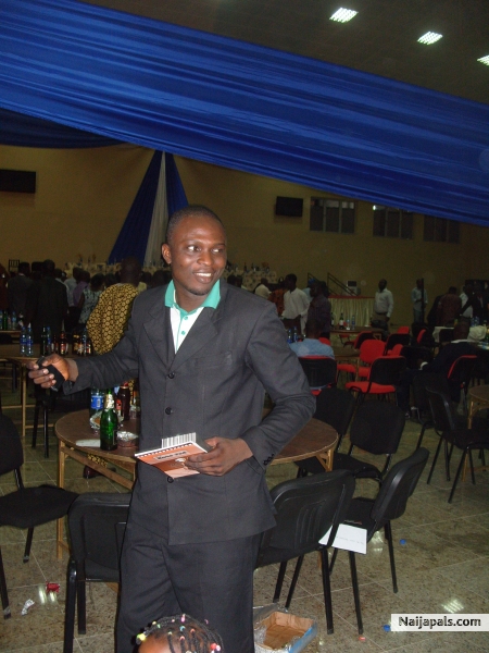 GALA NITE MAC............... - click for next photo