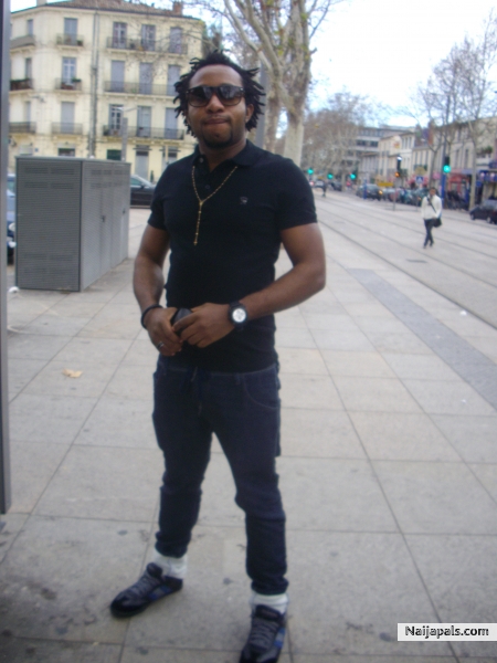  - click for next photo