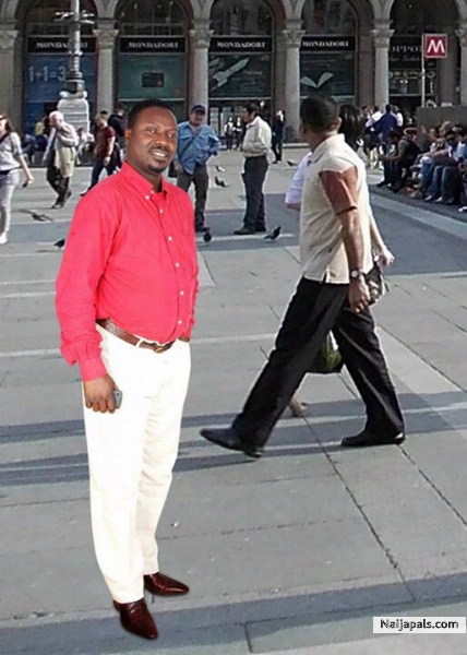  - click for next photo