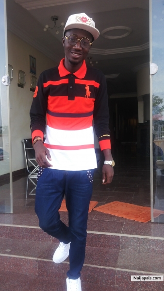  - click for next photo