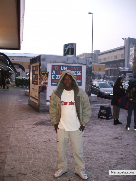  - click for next photo