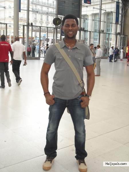  - click for next photo