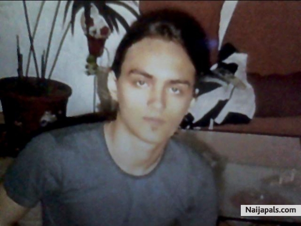  - click for next photo