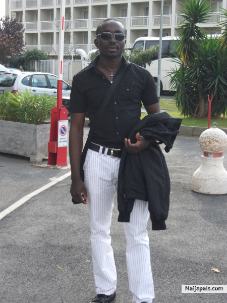  - click for next photo