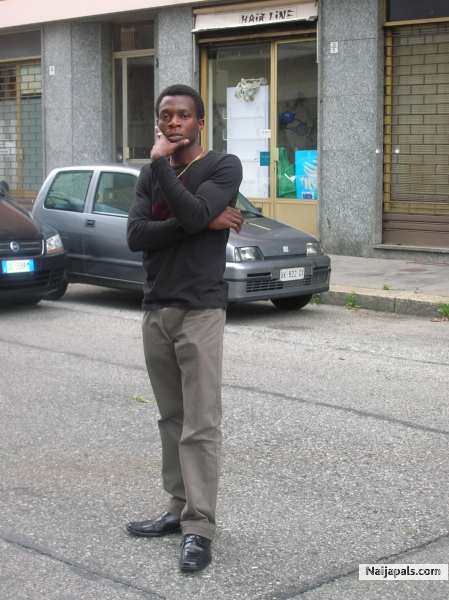  - click for next photo