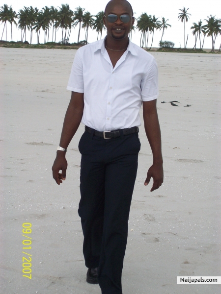 lookinggod - click for next photo