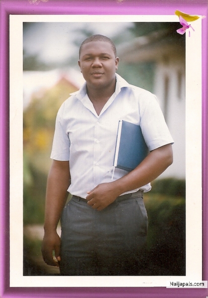 skool boy - click for next photo