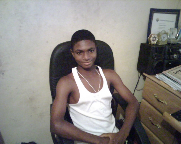  - click for next photo
