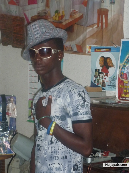 - click for next photo