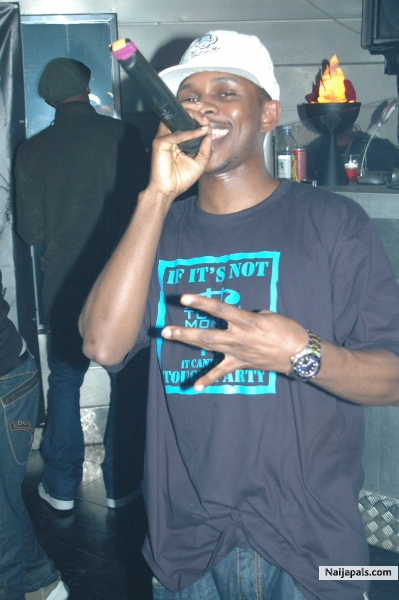 YEAH IS WOT I DO 4 I LIVIN - click for next photo