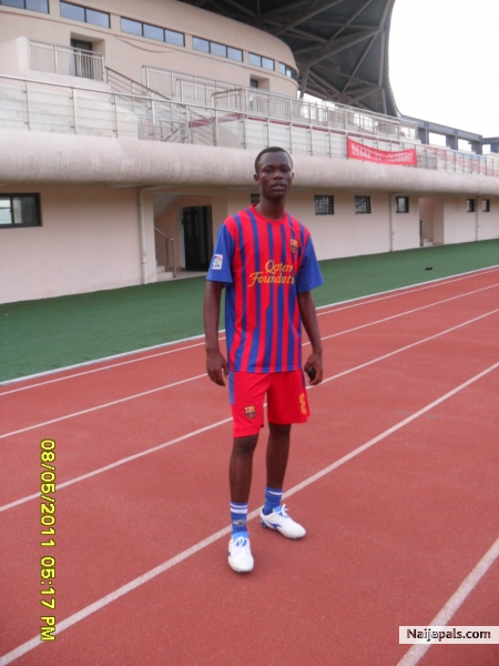  - click for next photo