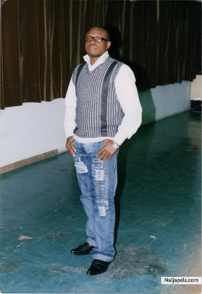  - click for next photo