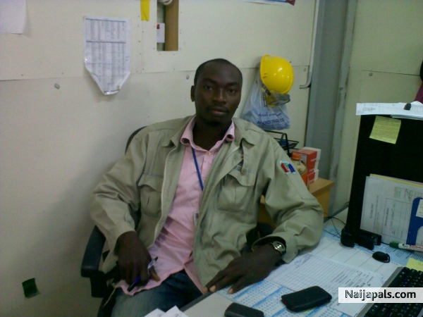 just chilling in the office - click for next photo