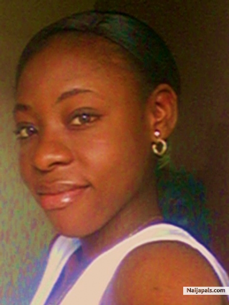 luvly girl - click for next photo