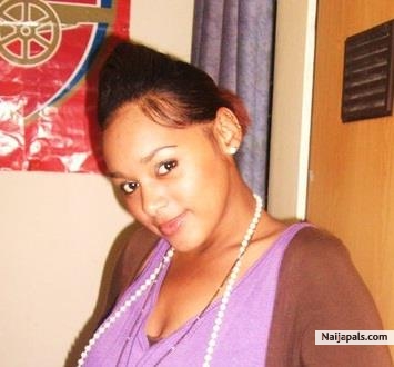 cassandrababe - click for next photo