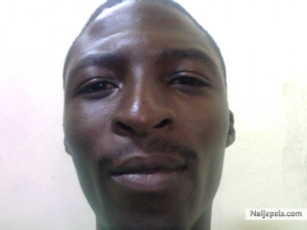 Dats Me Big Head........... - click for next photo