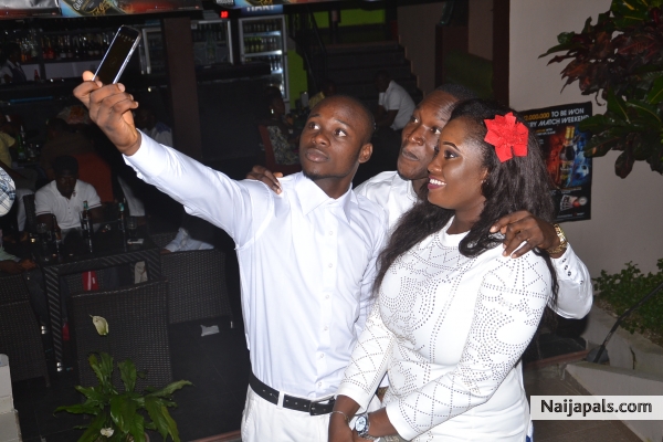 BIRTHDAY PARRI - click for next photo