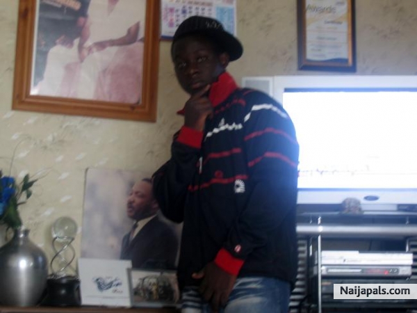  - click for next photo