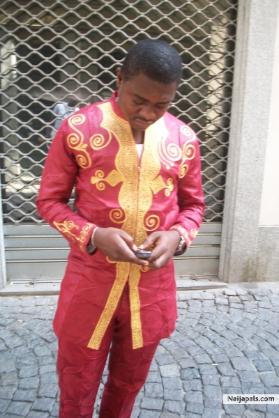  - click for next photo