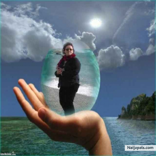  - click for next photo