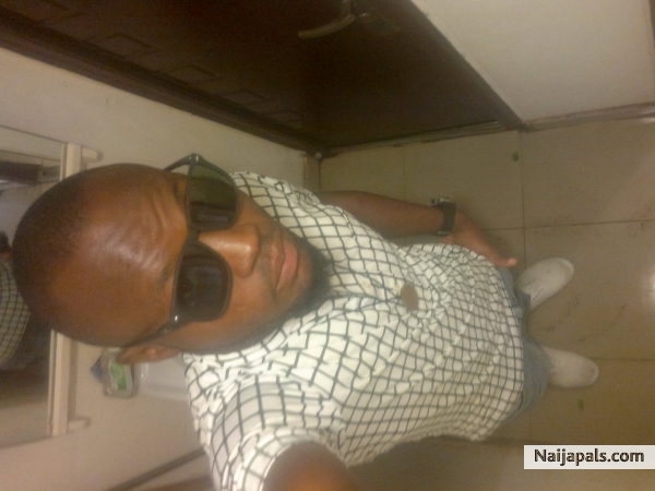 To all my fellas All my goons n All my women - click for next photo