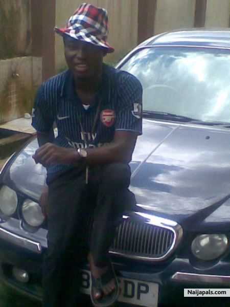  - click for next photo