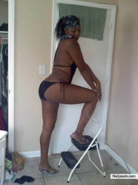 pose 4 da camera - click for next photo
