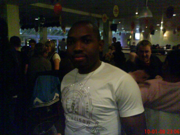dats me.......... - click for next photo