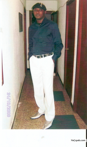  - click for next photo