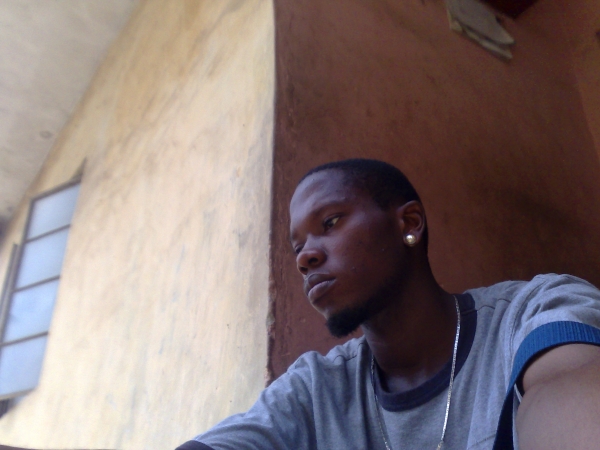 look @ him - click for next photo