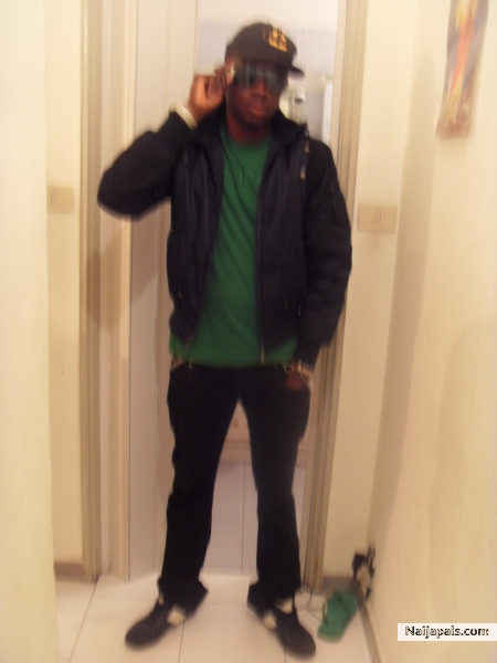  - click for next photo
